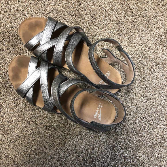 Dansko sandals - Picture 3 of 3